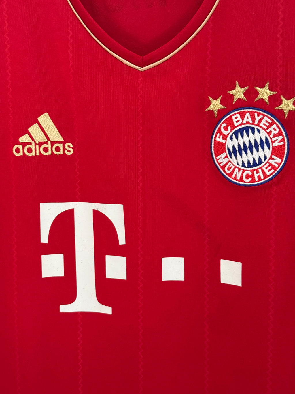 Bayern Munchen 11/13 Home - #10 Robben - L - 8/10