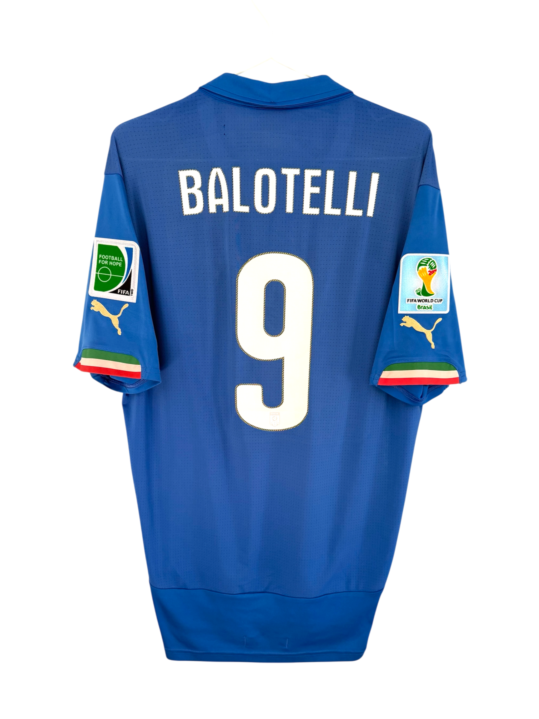 Italy 2014 Home - #9 Balotelli - L - 8/10