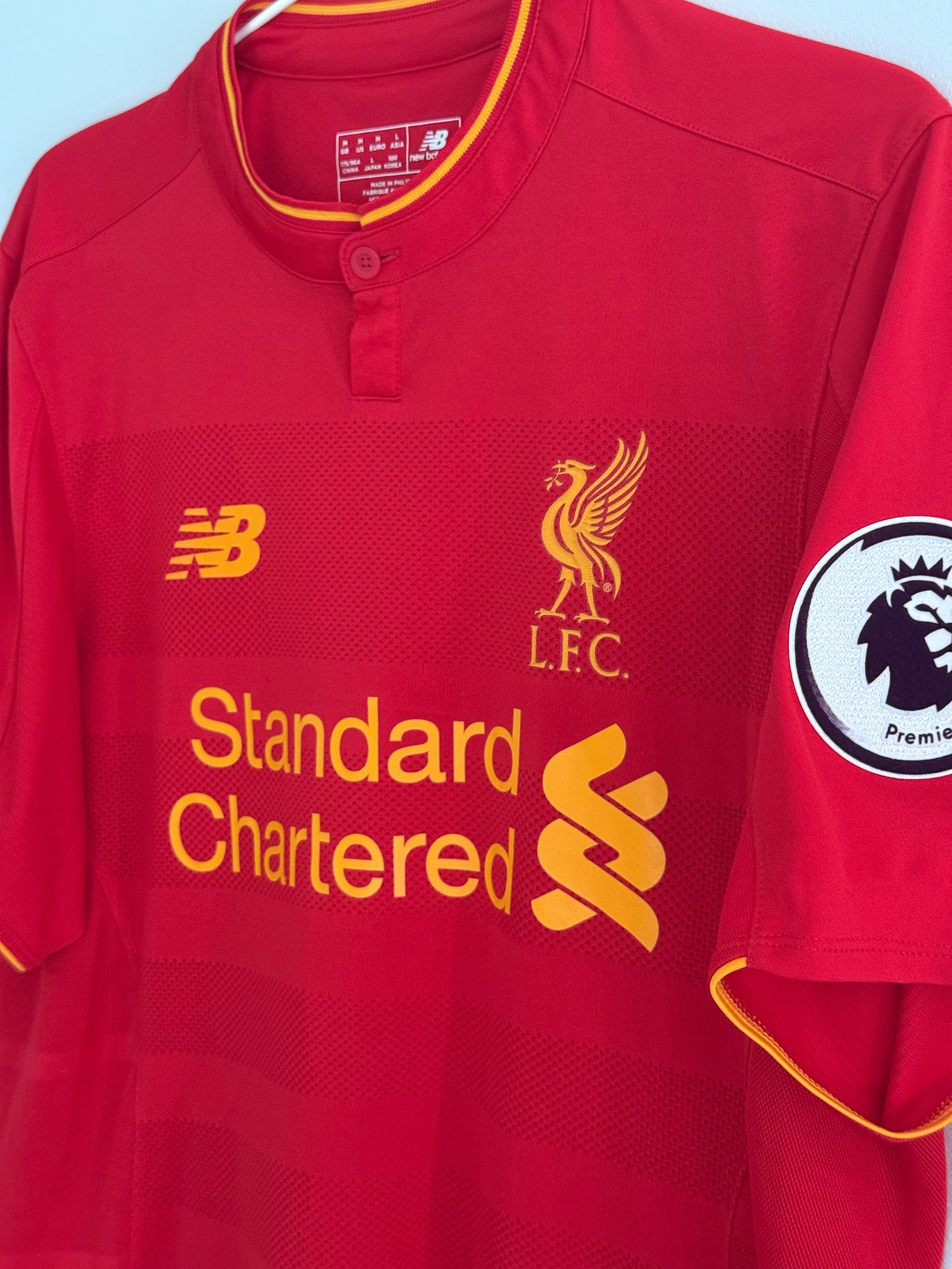 Liverpool 16/17 Home - #10 Coutinho - M - 9/10