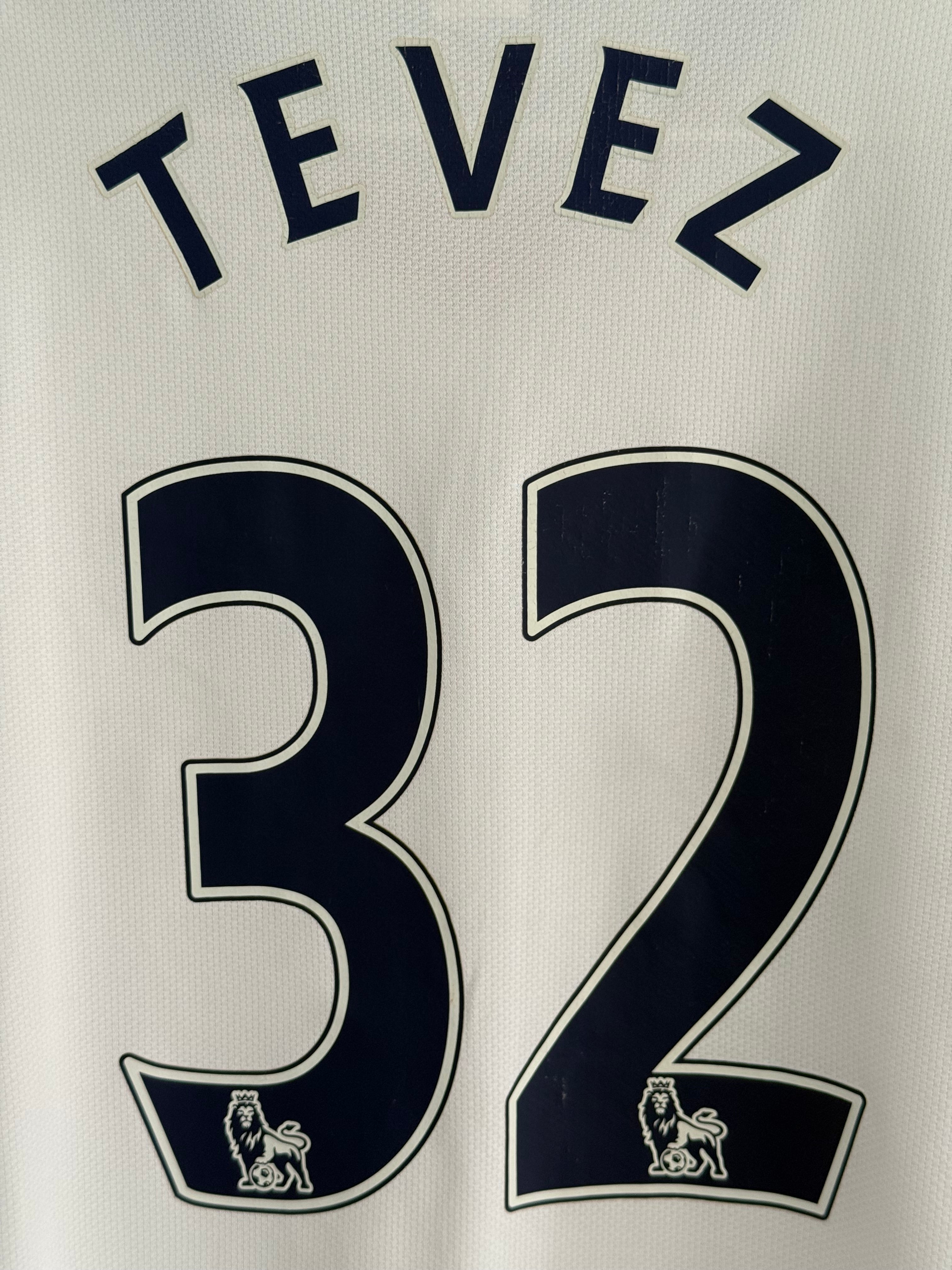Manchester United 08/09 Away - #32 Tevez - L - 8/10