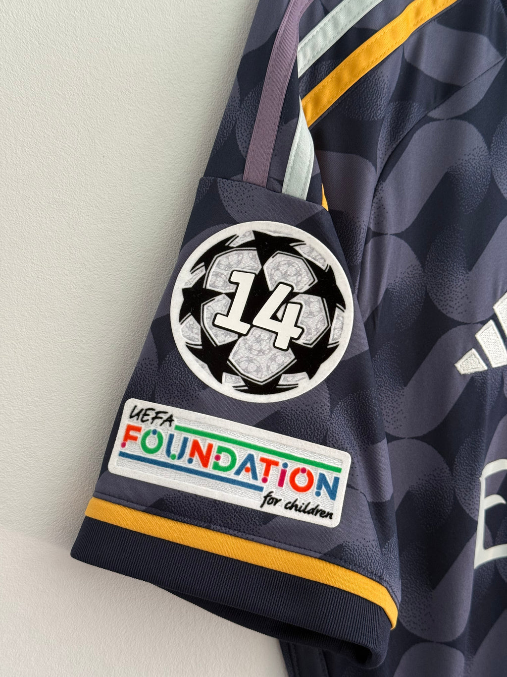 Real Madrid 23/24 Away - #5 Bellingham - S - 9/10