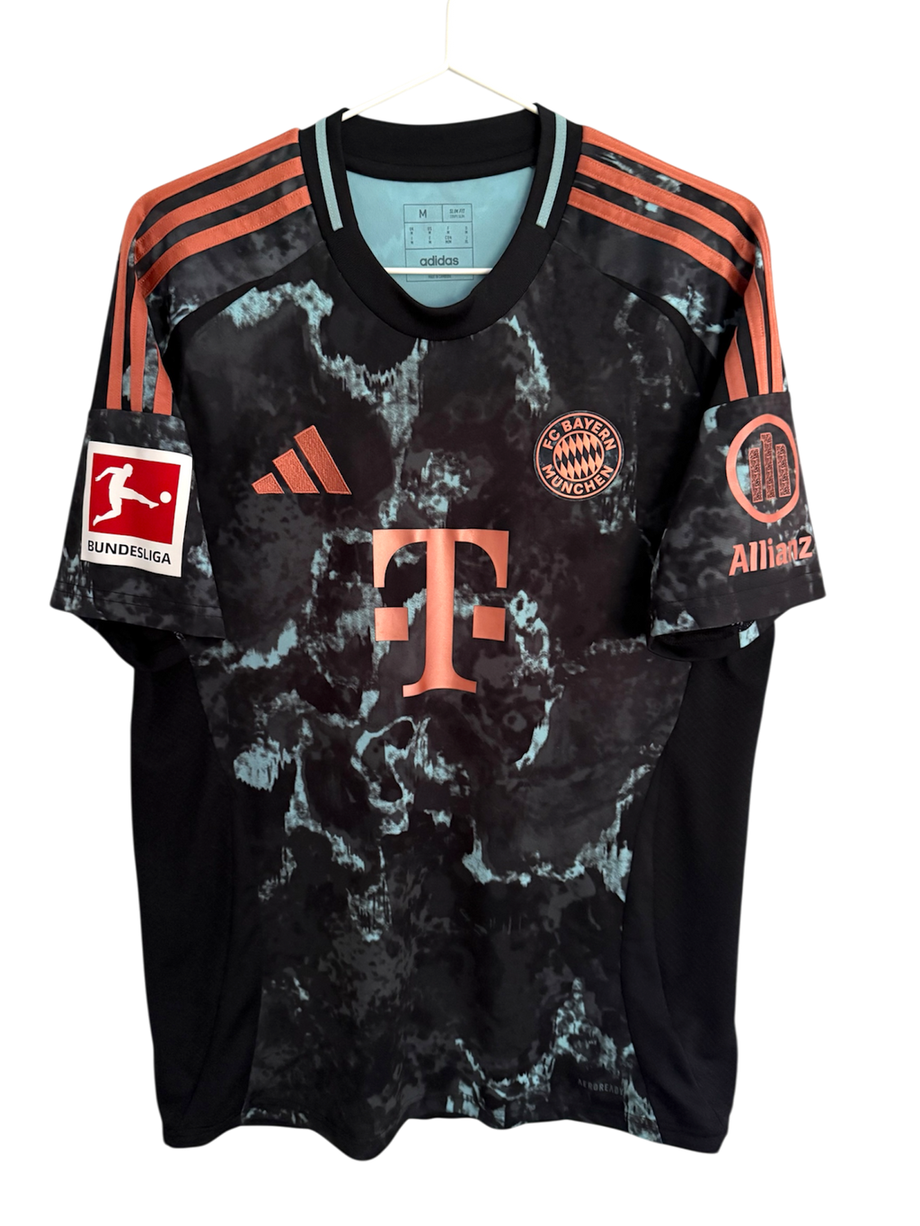 Bayern Munich 24/25 Away - #6 Kimmich - M - 9/10