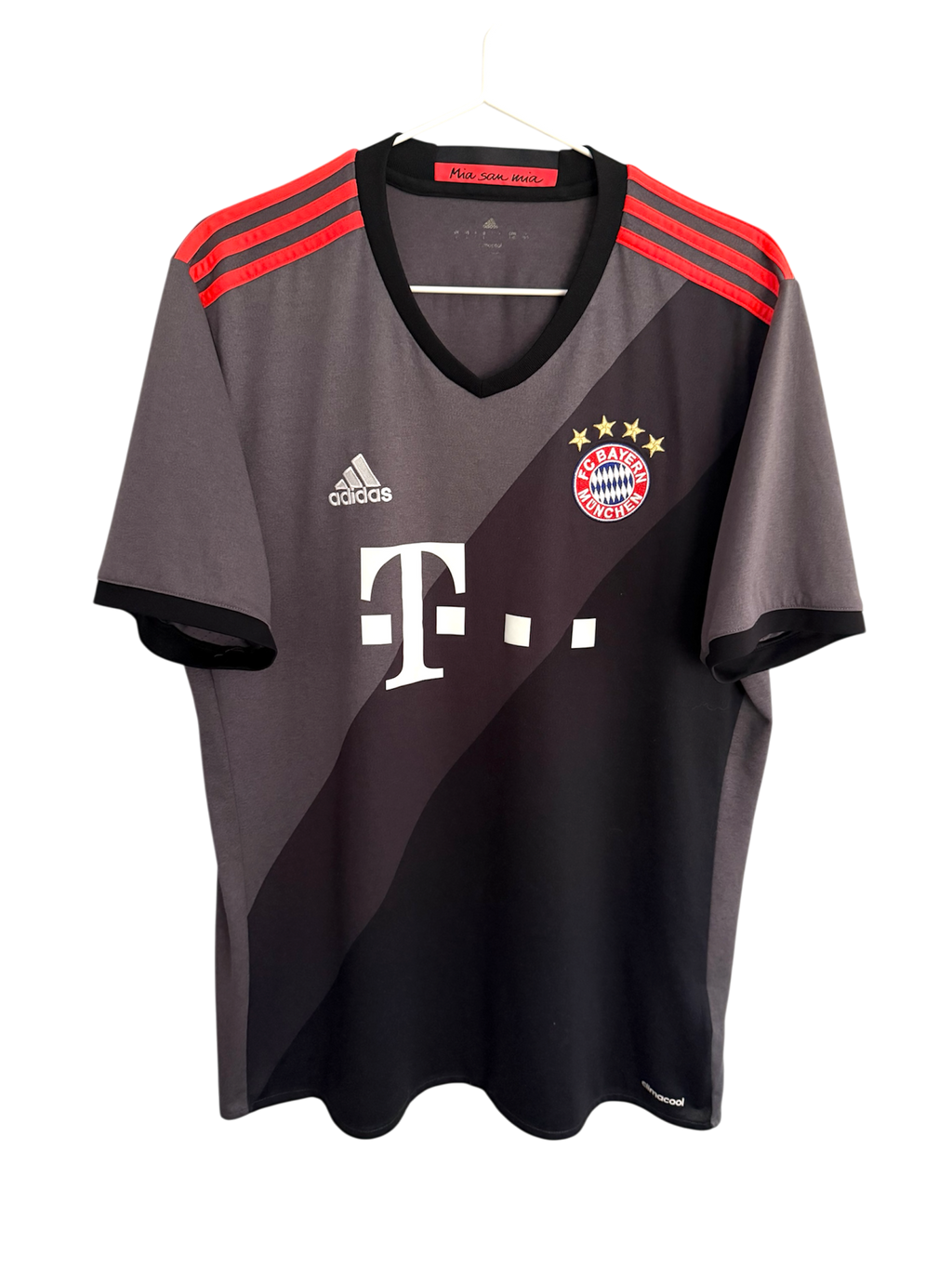 Bayern München 16/17 Away - L - 8/10