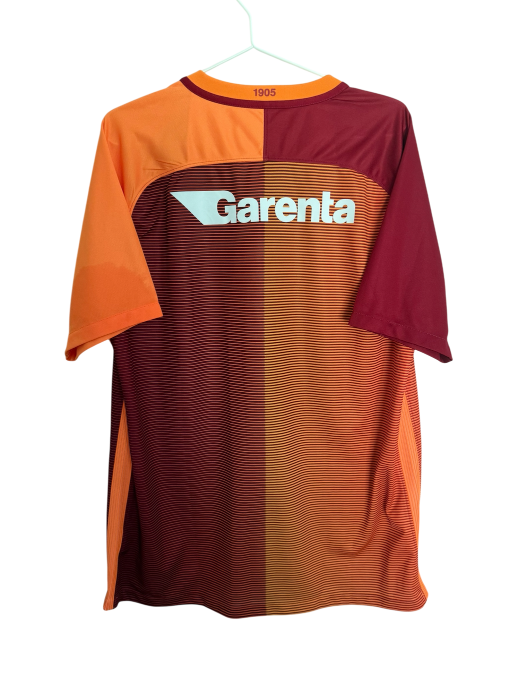 Galatasaray 16/17 Home - L - 9/10