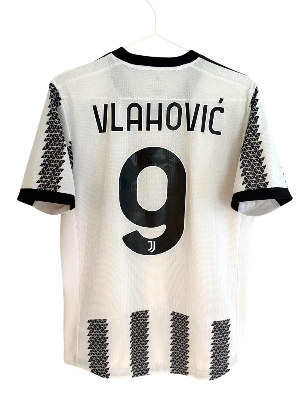 Juventus 22/23 Home - #9 Vlahovic - S - 7/10