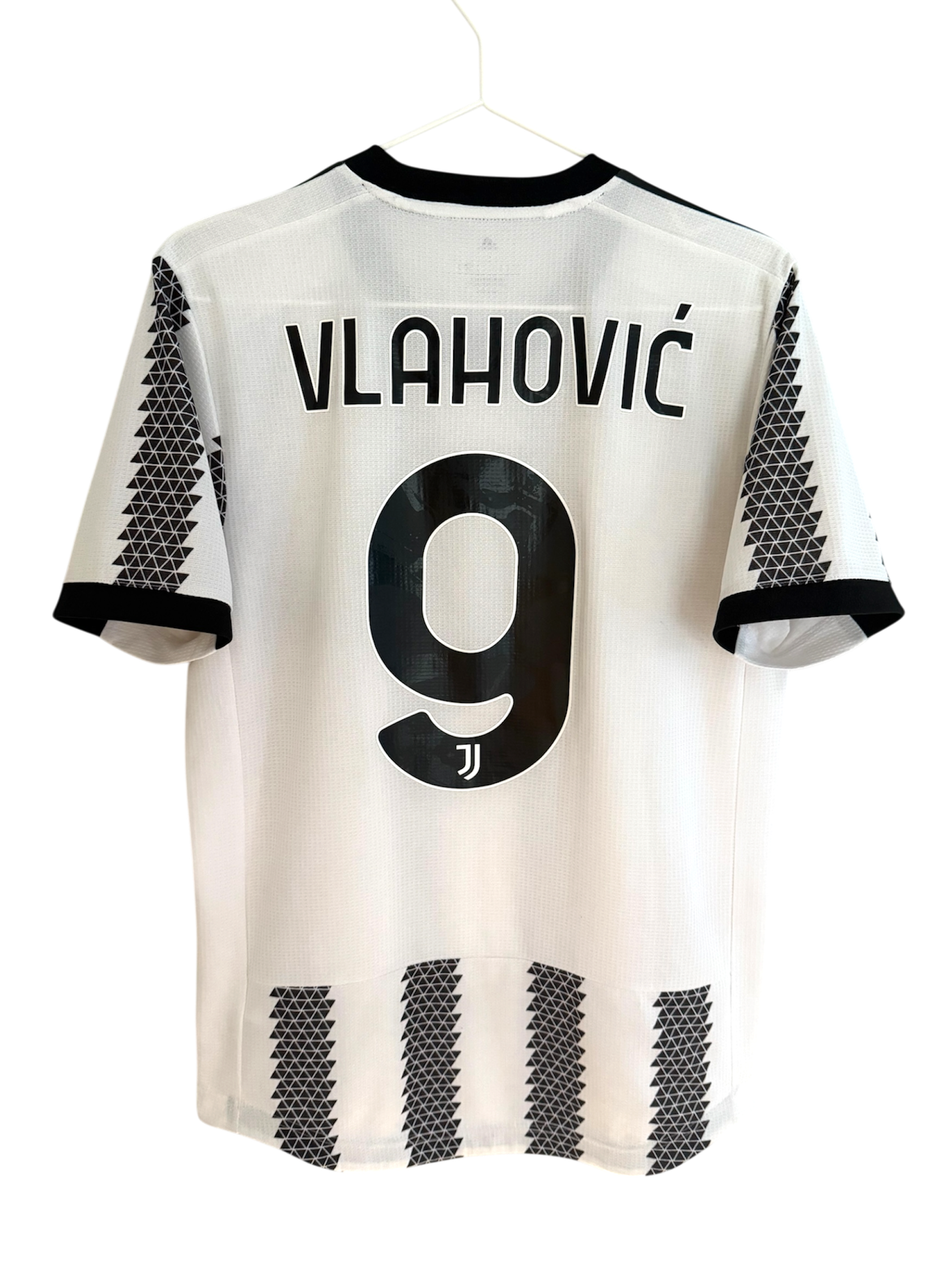 Juventus 22/23 Home - #9 Vlahovic - S - 7/10