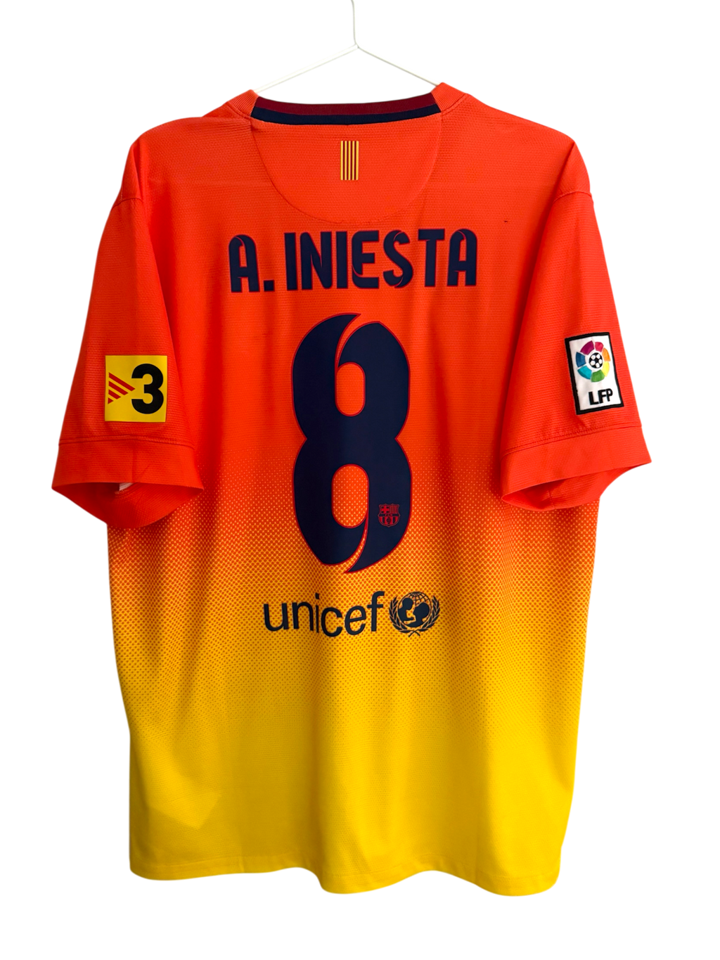 Barcelona 12/13 Away - #8 Iniesta - L - 8/10