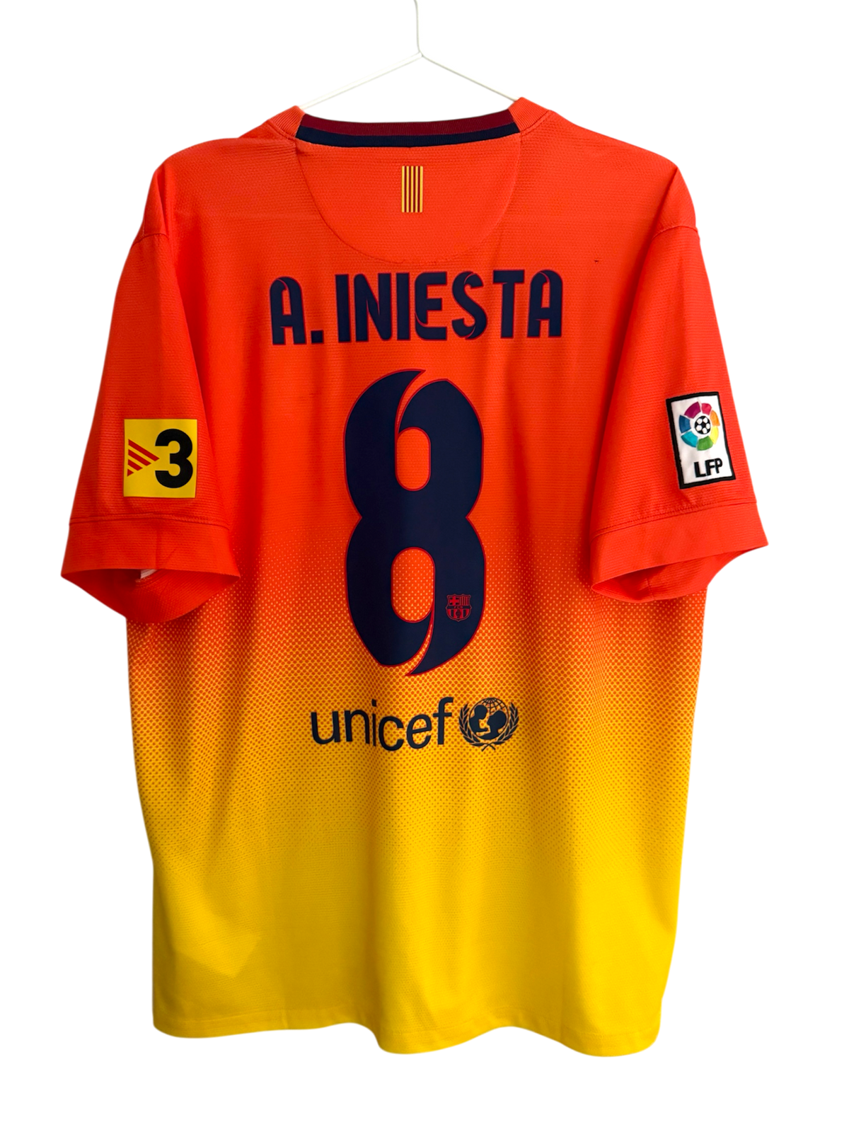 Barcelona 12/13 Away - #8 Iniesta - L - 8/10