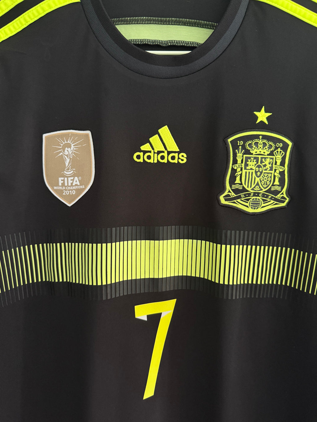 Spain 2014 Away - #7 David Villa - M - 9/10