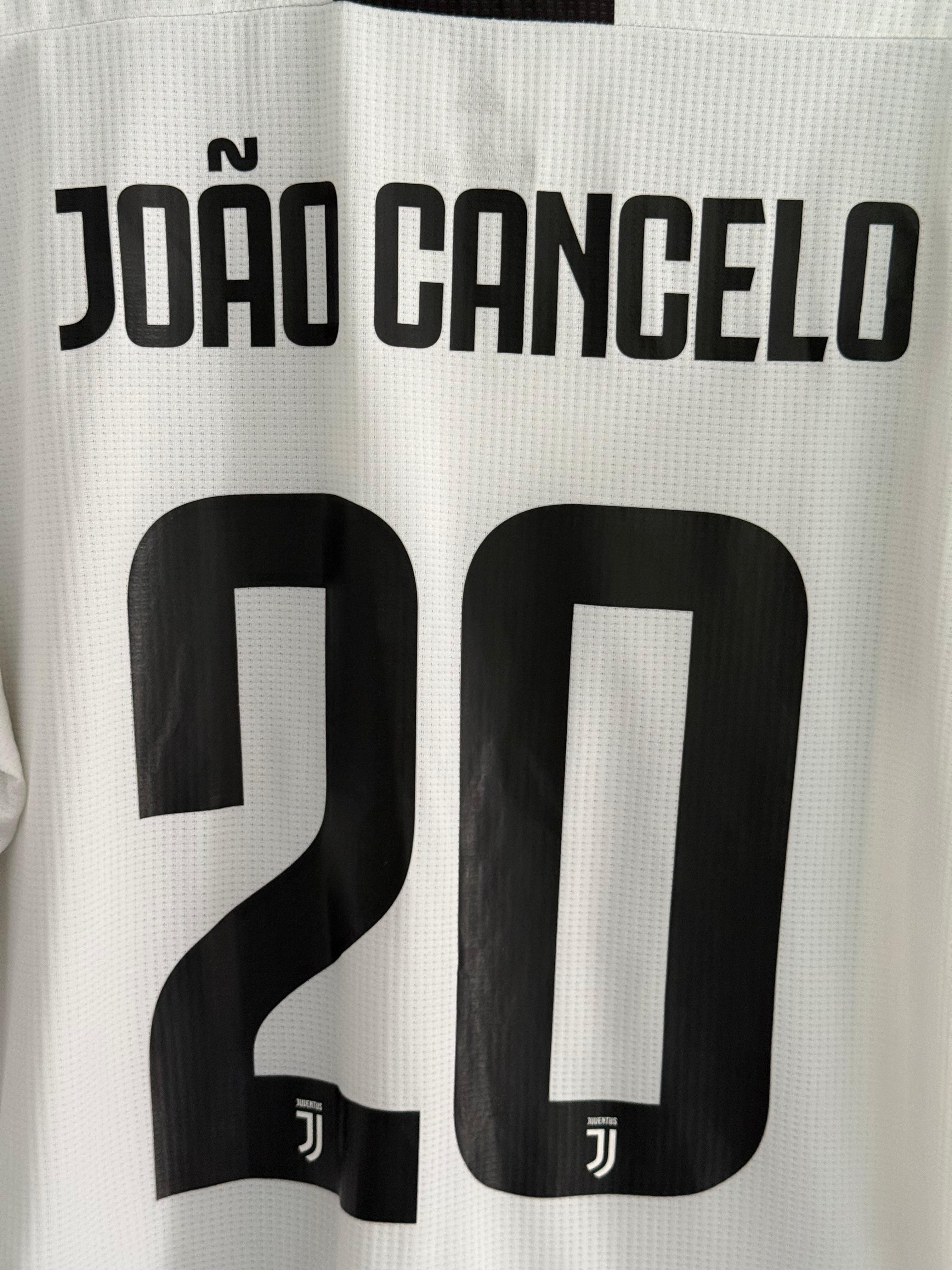 Juventus 18/19 Home - #20 Joao Cancelo - XL - 8/10